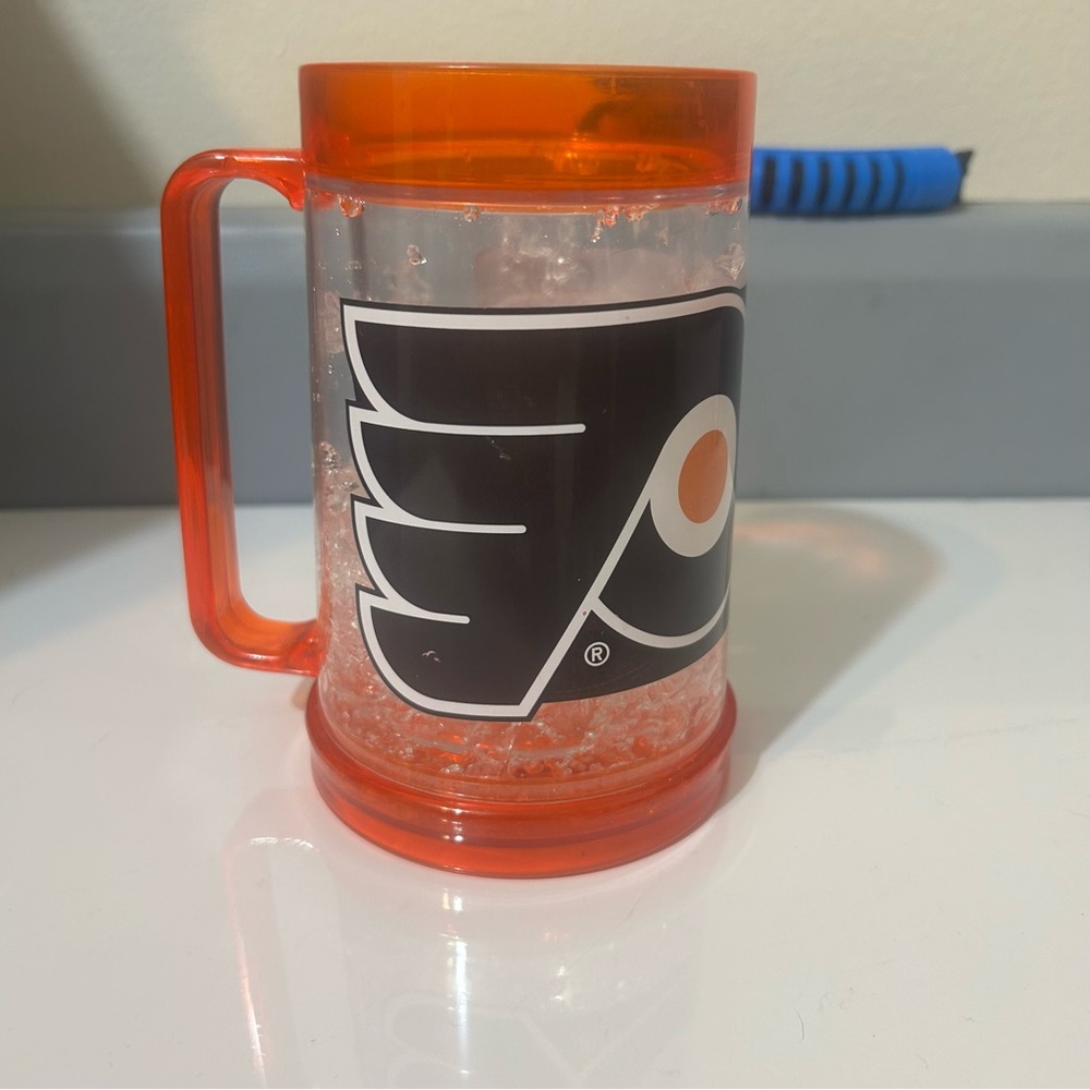 NHL Philadelphia Flyers Led Light Up Mug, 16 OZ